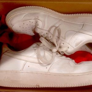 White Air Force 1s / Used